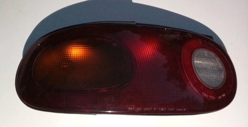 Luz trasera izquierda conductor Mazda MX-5 Miata 1990-1997 (probado) Foto 3 de 4