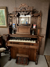 1890-1900 Chicago Cottage Organ w/custom topper