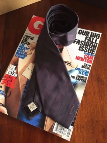 100% sólido Burberry London Corbatas de seda para hombres