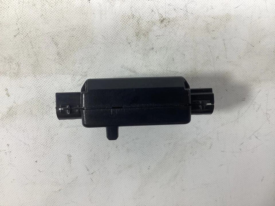 2015-2016 BMW M4 228I XDRIVE Antenna Booster / Amplifier 9231466 OEM . - Изображение 2 из 4