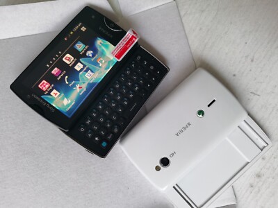 Sony Ericsson Xperia Mini Pro SK17, SK17i Slide Phone 3G WIFI