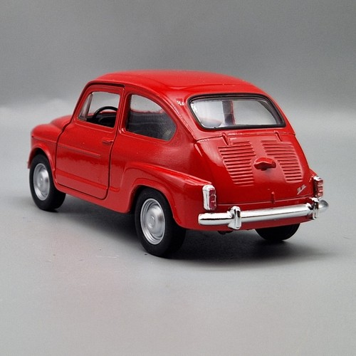 Fiat 600 Diecast Model Car 1/34 - New In Box by Welly - Imagen 2 de 7