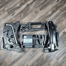 11-18 Porsche Cayenne Spare Tire Tool Kit Jack Air Compressor Foam Caddies Oem 11-18 Porsche Cayenne Spare Tire Tool Kit Jack Air Compressor Foam Caddies Oem