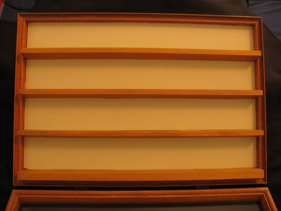 Витрина HO для прибл. 8 или более локомотивов - Изображение 2 из 4