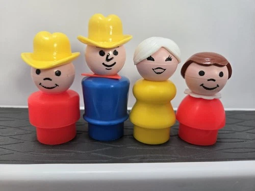 Vintage Fisher Price Little People Farm Family
