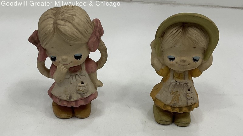 Set of 2 UCTCI Little Girl Figurines 1970's Decor
