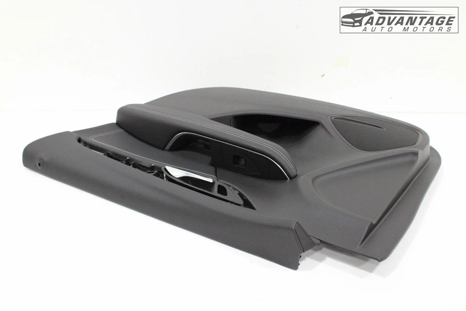 Buick Envision 2021 panel de cubierta de puerta interior frontal derecho OEM Foto 3 de 4