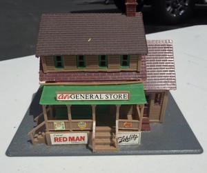 HO Scale Al's General Store Building