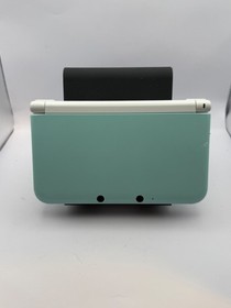 Nintendo 3DS XL White & Mint Bright Screens Box 32GB Sd Card & Pokemon Sun