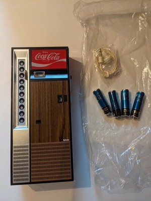 Coca Cola Vending Machine Radio Japan  1970 Pristine