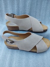 Scholl Size UK 6 EU 39 Sandals Amelie Heeled Suede Sandals Dark Beige New ssc7