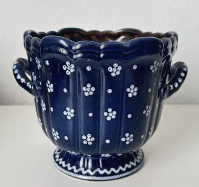 Gmundner Keramik Dirndl blau Blumentopf groß GK35 (2603DE2) 05/26 - Bild 1 von 4