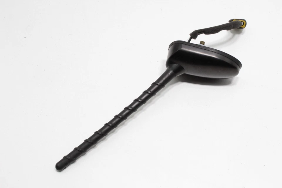 2010 - 2013 KIA Forte крыши радио антенна в сборе черный 96260-1M200 OEM - Изображение 4 из 4