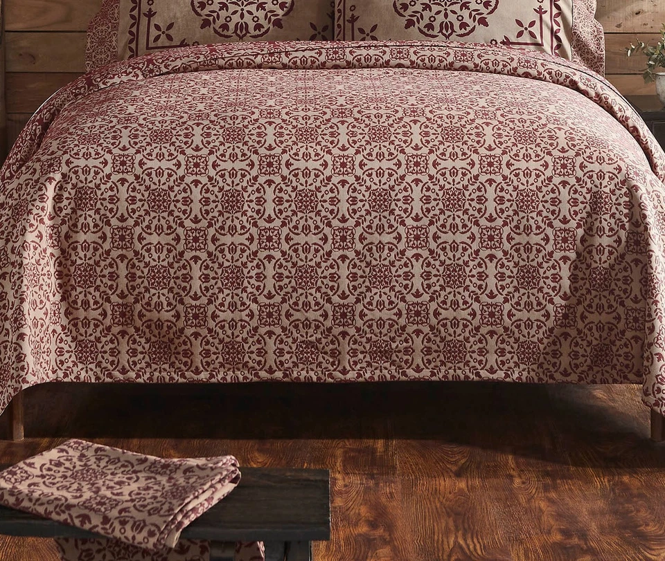 New Primitive MEDALLION OAT WINE RED QUEEN COVERLET Bedspread Cover - Image 2 of 3