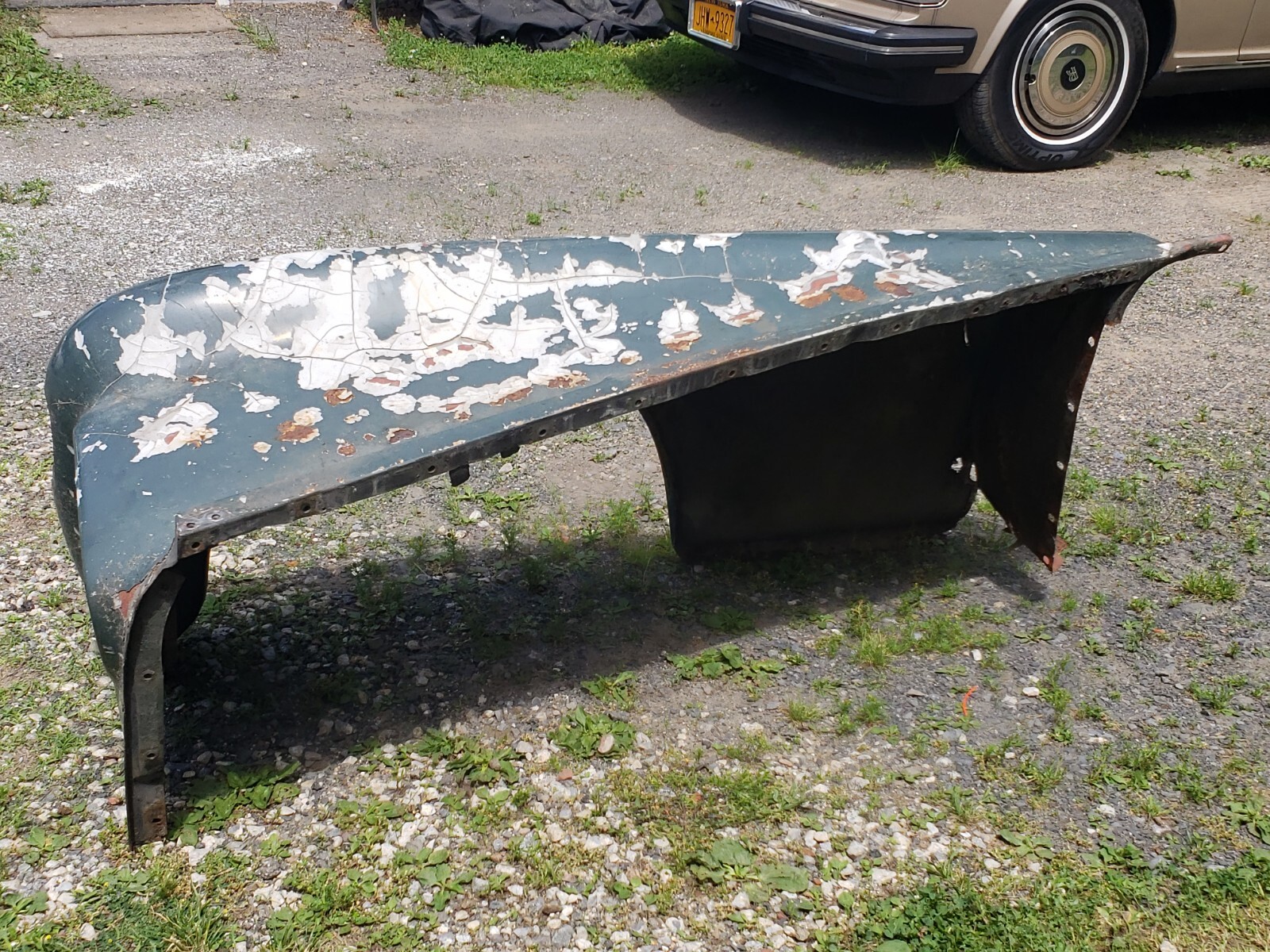 Roll-Royce SC III or Bentley S3 Right Front Fender