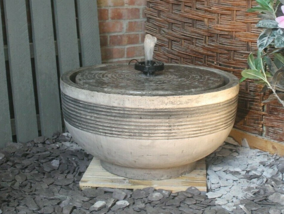 Picture 3 of 9
