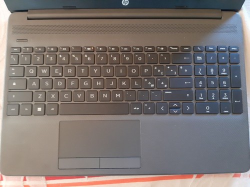 ordinateur portable hp 255 g8 - Photo 2/4