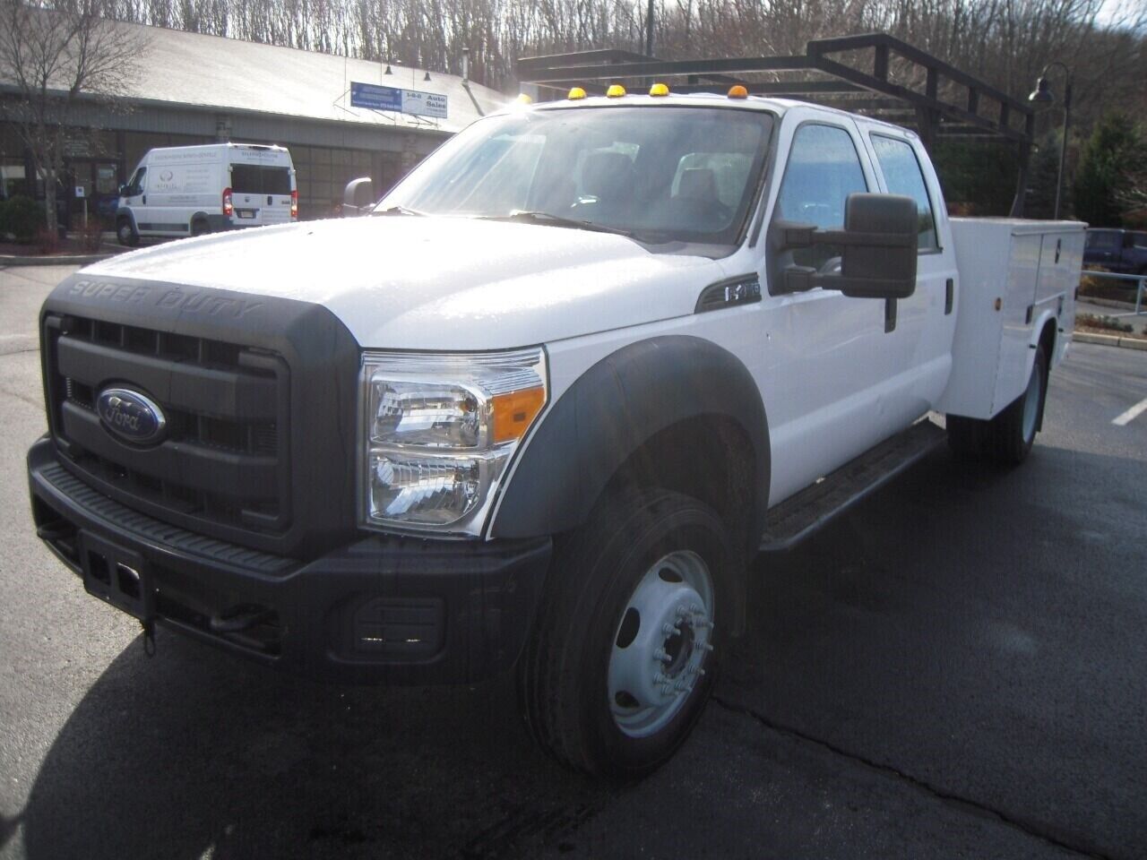2015 Ford F-450 4X2 4dr Crew Cab 176.2 200.2 in. WB