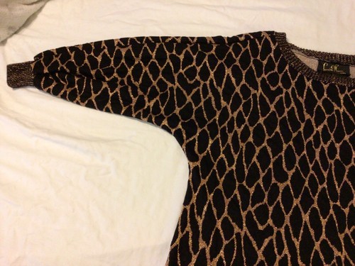 Vintage Lucie Ann Beverly Hills House/Lounge Dress Gold Threaded Giraffe Pattern - Picture 5 of 8