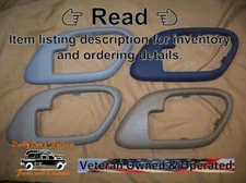 1995-'98 RH Interior Door Handle Bezel 15708078