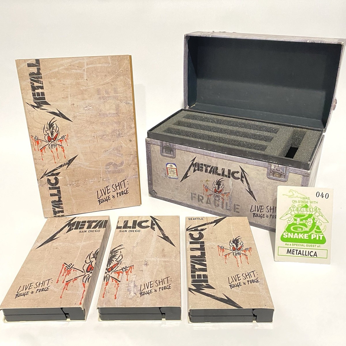 Metallica Live Shit Binge & Purge Box Set 3 VHS Book Stencil Pass