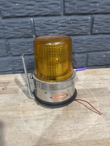 NORTH AMERICAN SIGNAL ST-M1C Amber Strobe Light 12/ 24 Volt