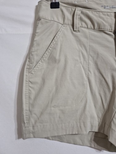 Columbia Omni-Shield Advanced Repellency Beige Womens Size 4 Short Shorts - Picture 4 of 18