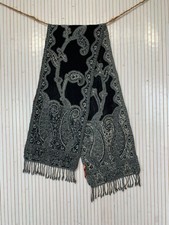 Écharpe en Laine Mérinos Manorama Gris motif Cachemire (134)
