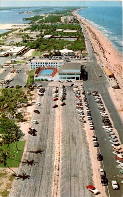 LK-10-F. E. C. NEWS CO., WEST PALM BEACH, FLA Postcard