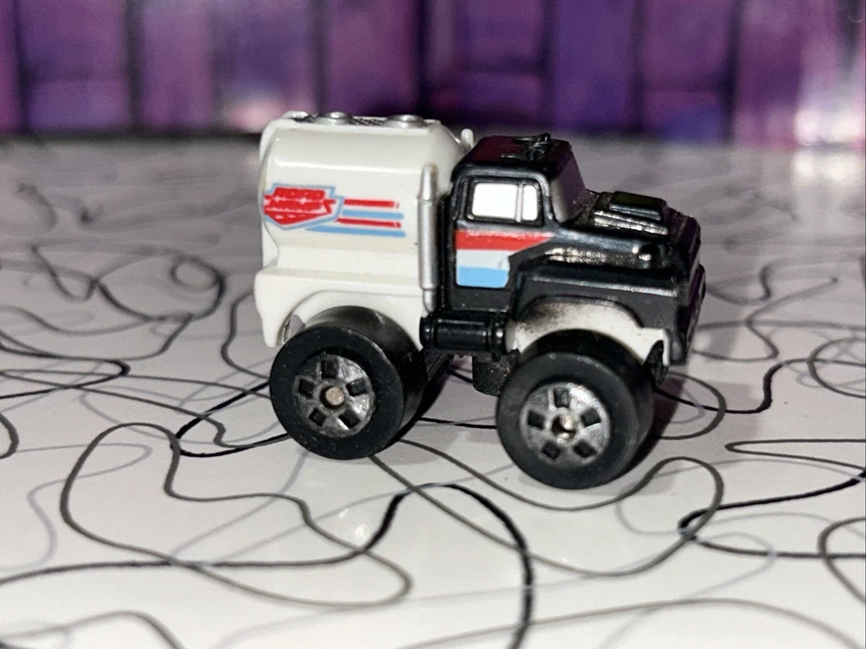 Camión cisterna Road Champs 1987 de colección micro vehículo Foto 3 de 4