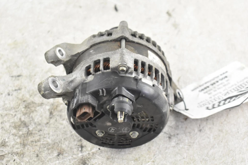 Alternador usado compatible con: Ford Edge 2017 2,0 L 175 amperios grado A Foto 4 de 4