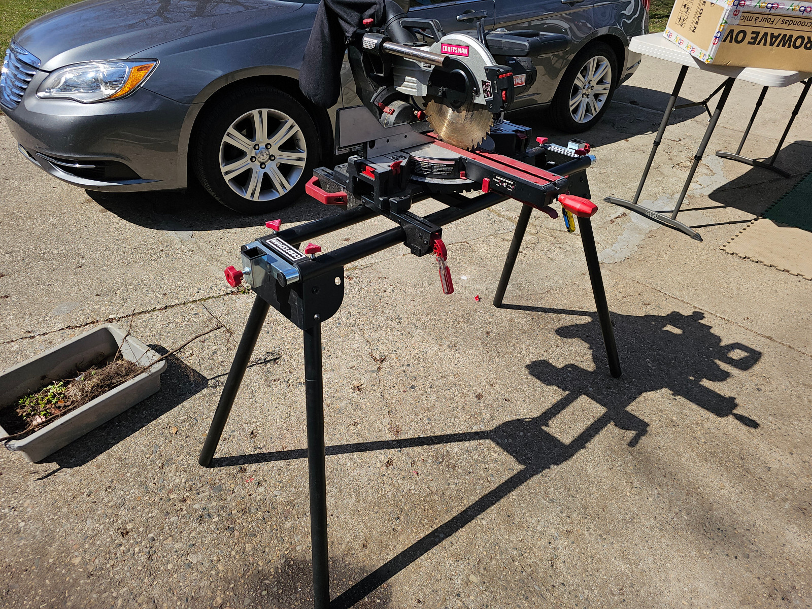 24HH00 CRAFTSMAN MITER SAW & STAND (NO OUTFEED ROLLERS) 137.407530, 10 ...