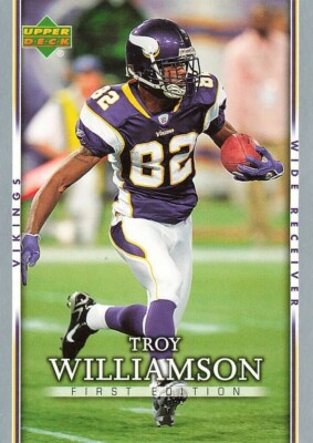 2007 upper deck first edition football cards Amazon.com: 2007 Upper Deck First Edition #70 Jerry Porter Oakland Raiders Football  Card : Everything Else main image 1