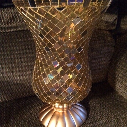 " LAMPE TEMPÊTE ETHNIQUE DORÉE . ARTISANALE " PARTYLITE " NEUF - Photo 2/3