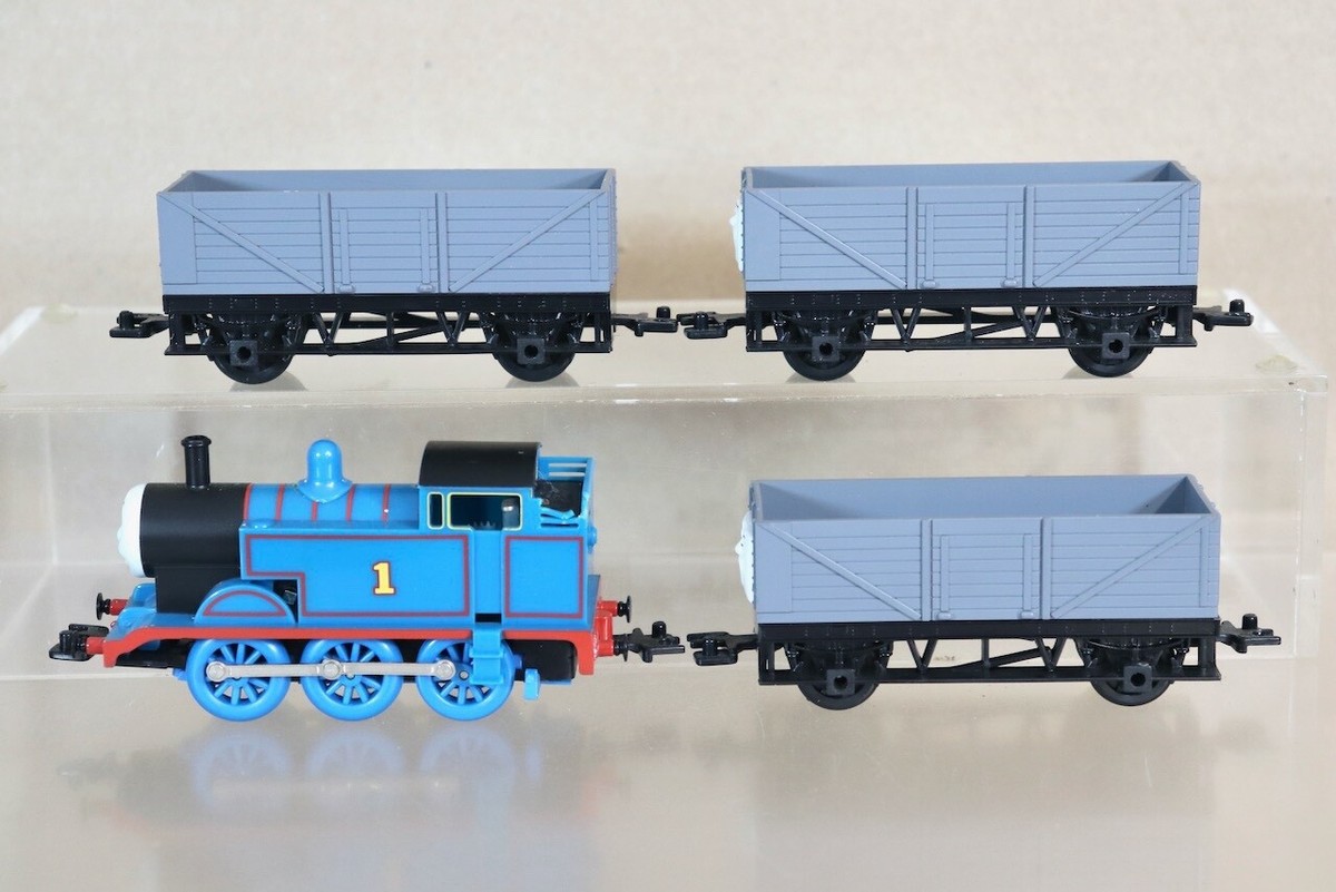 HORNBY THOMAS the TANK ENGINE WIND UP CLOCKWORK 0-6-0 thomas