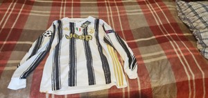 cristiano ronaldo juventus long sleeve jersey
