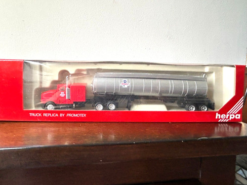HERPA #6113 Kenworth 10 Whl. Cabina para dormir con remolque cisterna "Provost" H.O. 1:87 | Zustand: New
