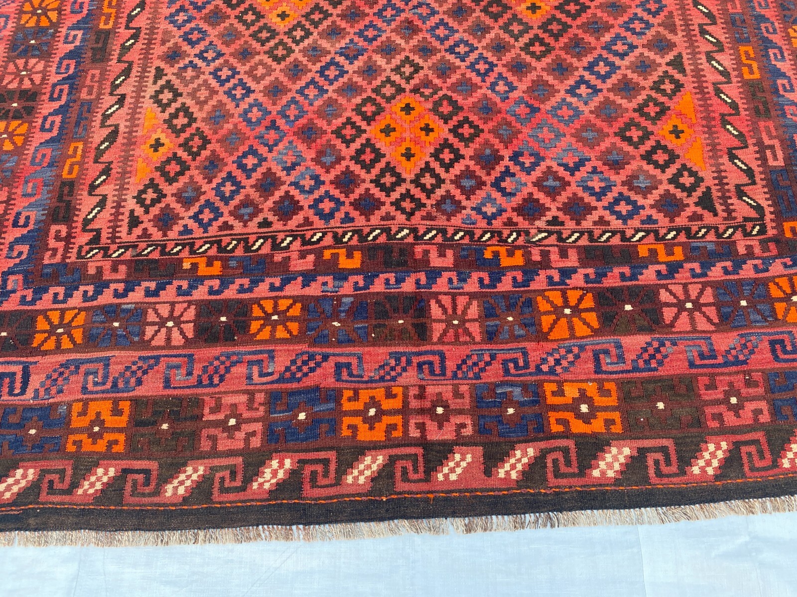 Picture 3 of 16