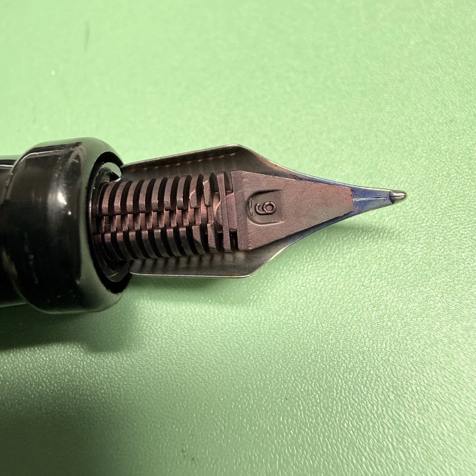 Pluma Estilográfica Harley-Davidson - Cromo Azul, 14K Nuevo en Caja, Edición Coleccionista Foto 3 de 4