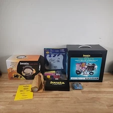 Iwata-Medea Deluxe Airbrush Set w/ Smart Jet Compressor + Paint + New Bit Missin