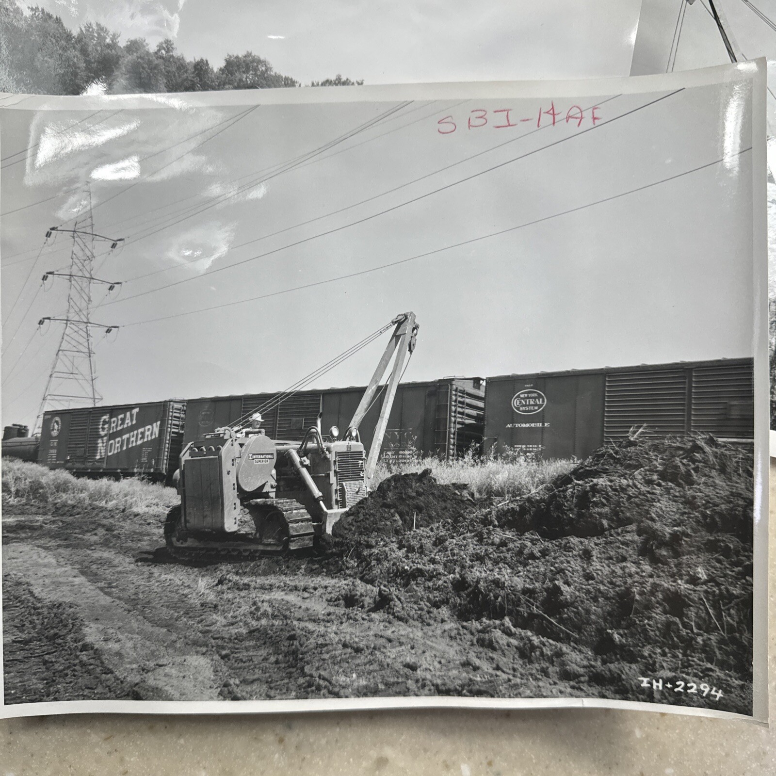 Picture 5 of 16
