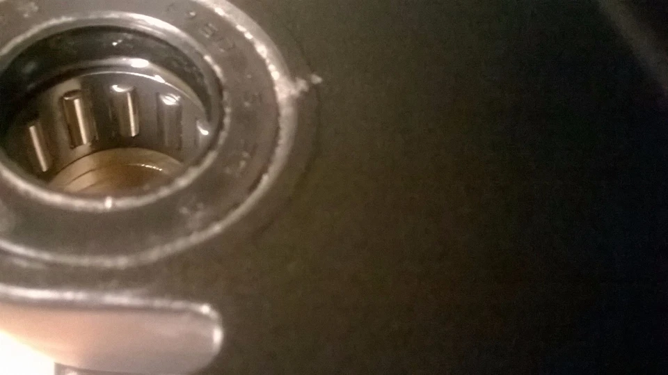 2005 YAMAHA YZFR6 YZF R6 R6S МУФТА КРЫШКА 03-04 С БОЛТАМИ - Изображение 3 из 4