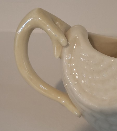 Belleek Irish Neptune Creamer, Ireland kitchen shell marked 1970 textured serve - Picture 8 of 8