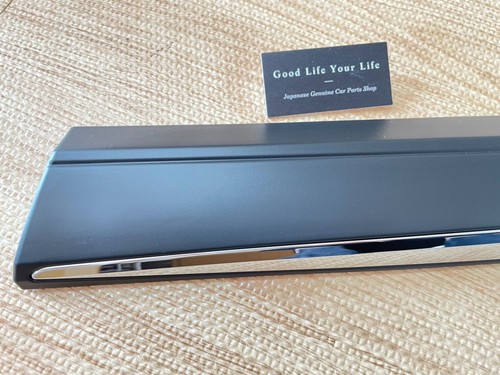 Nissan Genuine OEM 80870-1AA2B Passenger Front Lower Door Molding 2008-14 Murano - 第 4/16 張圖片