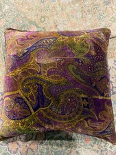 NEW Ralph Lauren Rutherford Park Paisley Velvet Pillow Purple Excellent