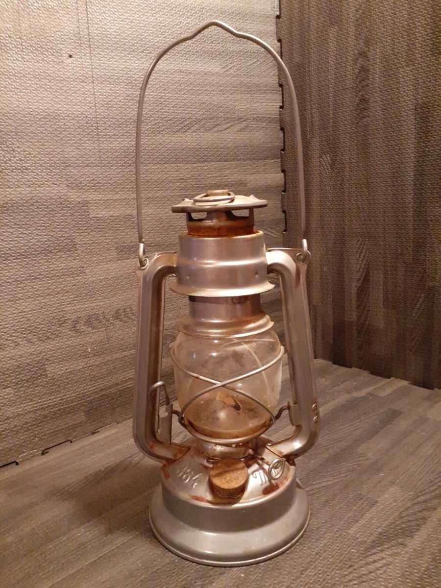 Vintage Meva #864 Railroad Kerosene Paraffin Lantern Made In Czech