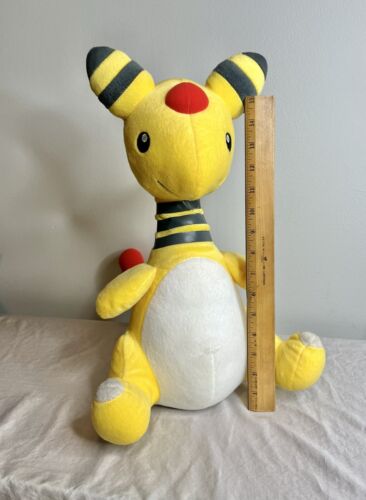 "Felpa Ampharos Pokémon Banpresto 18"" con etiquetas" - Imagen 2 de 4