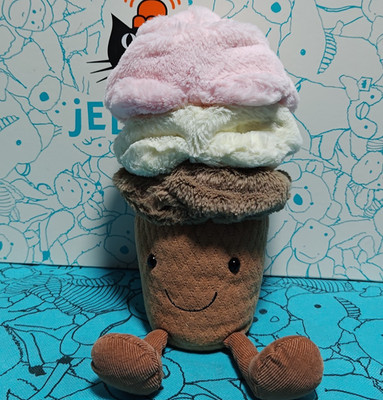 Jellycat Amuseable Medium Neapolitan Ice Cream