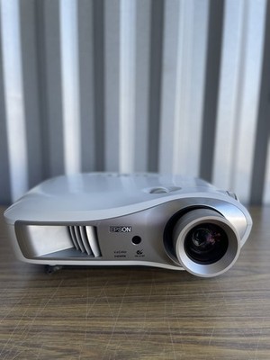 Epson PowerLight Home Cinema 1080 UB Model H262A LCD Projector White No Remote