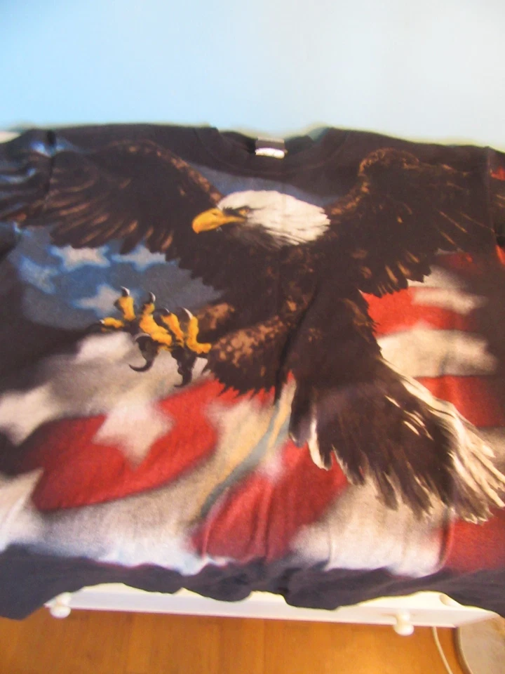 Vintage Liquid Blue Bald Eagle American Flag AOP T-Shirt Size X (B36/60) - Photo 3/4